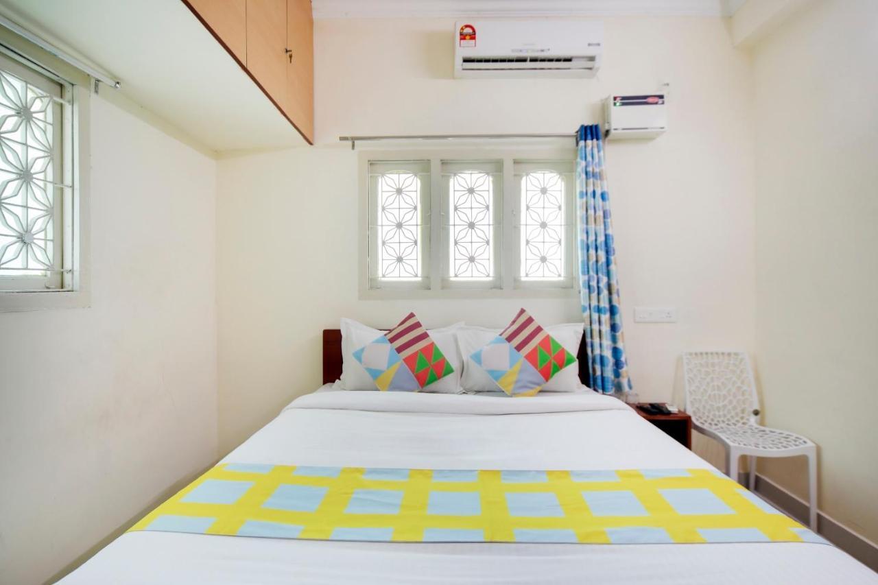 Hotel Yadvik เชนไน ภายนอก รูปภาพ
