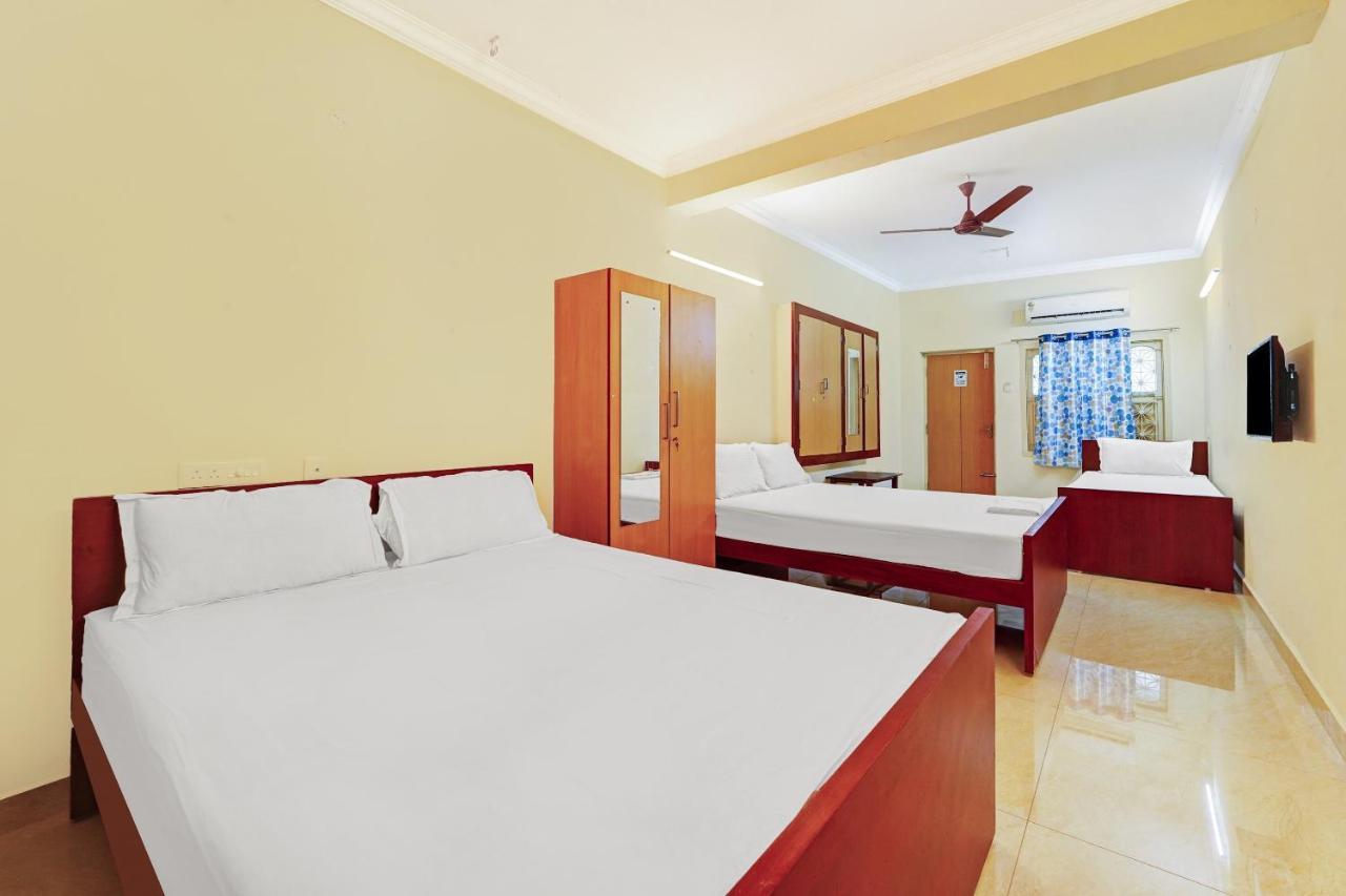 Hotel Yadvik เชนไน ภายนอก รูปภาพ