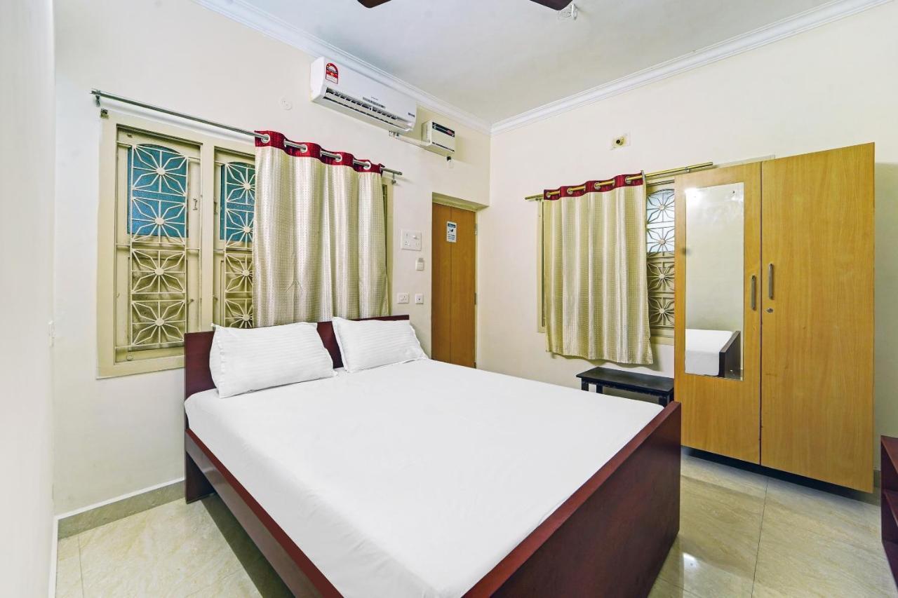 Hotel Yadvik เชนไน ภายนอก รูปภาพ